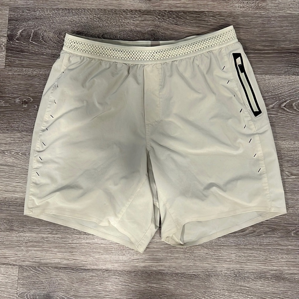 Desert Ten Thousand Session short with liner